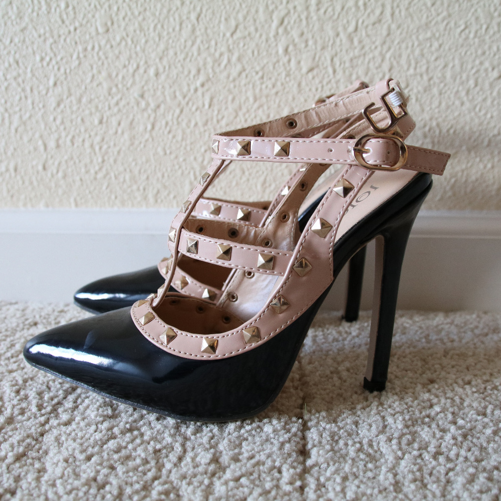 PATENT LEATHER Rockstud Pump Ankle Strap Heels DESIGNER INSPIRED  Jojo Cat Sz 6